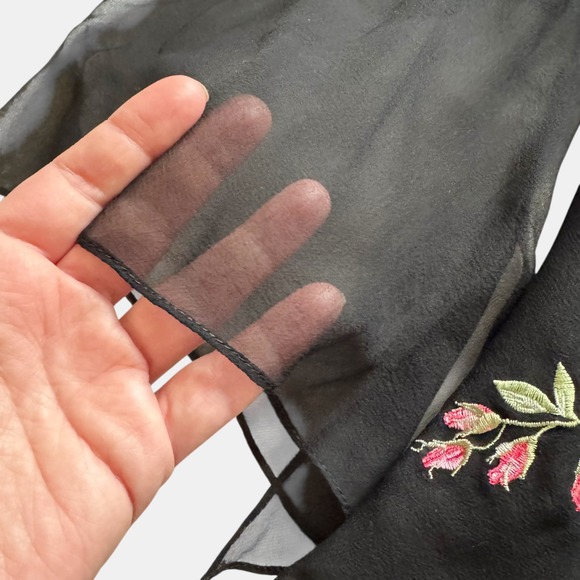 Anne Carson Black 100% Silk Embroidered Rose top XL Whimsigoth Y2K Dark Romance - Picture 8 of 10